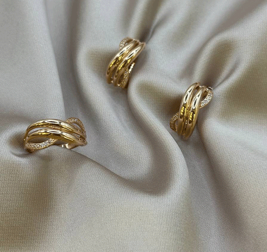 Rose gold set with zircon