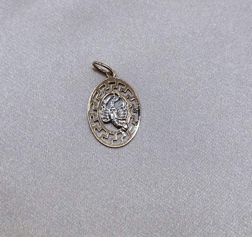 Подвеска из розового золота