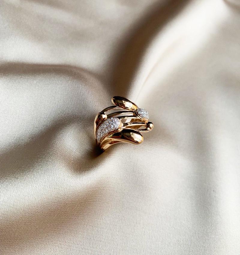 Inel din aur roz cu zirconiu