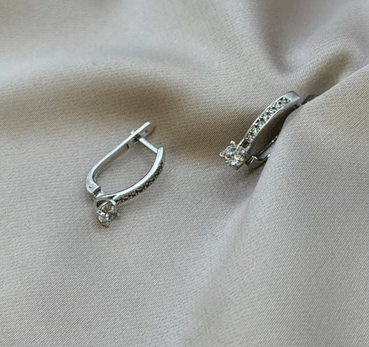 Серьги из белого золота с цирконом