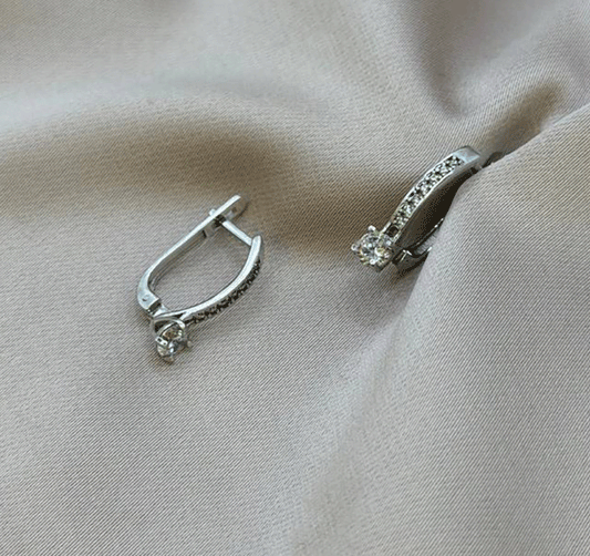 Серьги из белого золота с цирконом