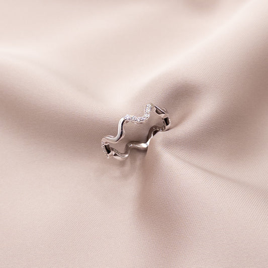 Silver ring with cubic zirconia