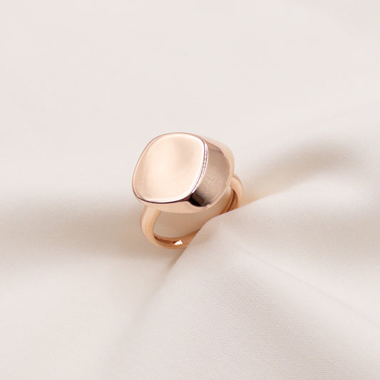 Rose gold ring