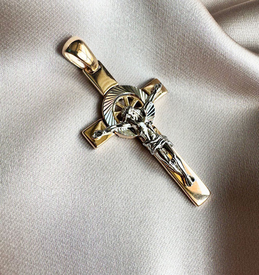 Крестик из розового золота