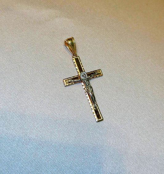 Крестик из розового золота