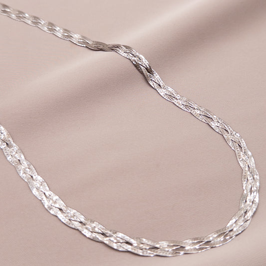 Колье из серебра