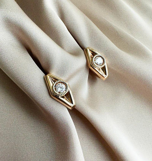 Rose gold earrings with zircon