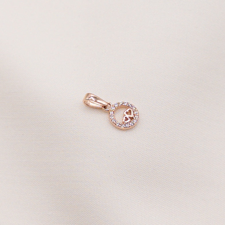 Rose gold pendant with cubic zirconia