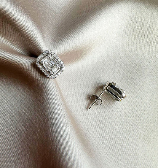 Серьги из белого золота с бриллиантом 0.6ct