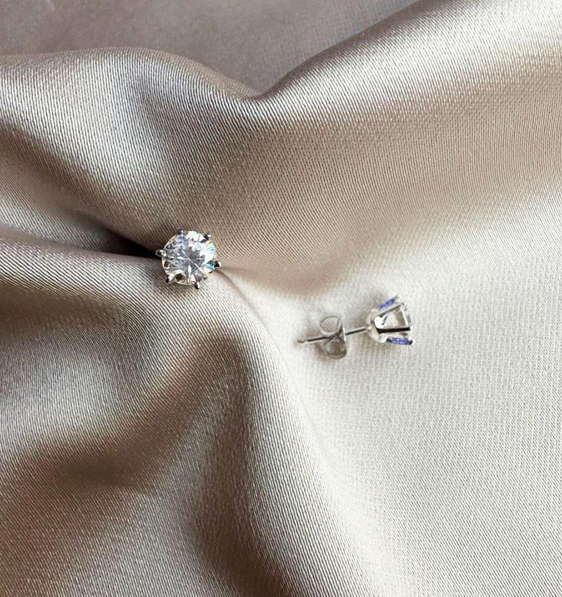 Серьги из белого золота