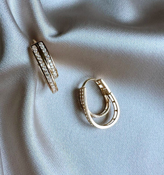 Rose gold earrings with zircon