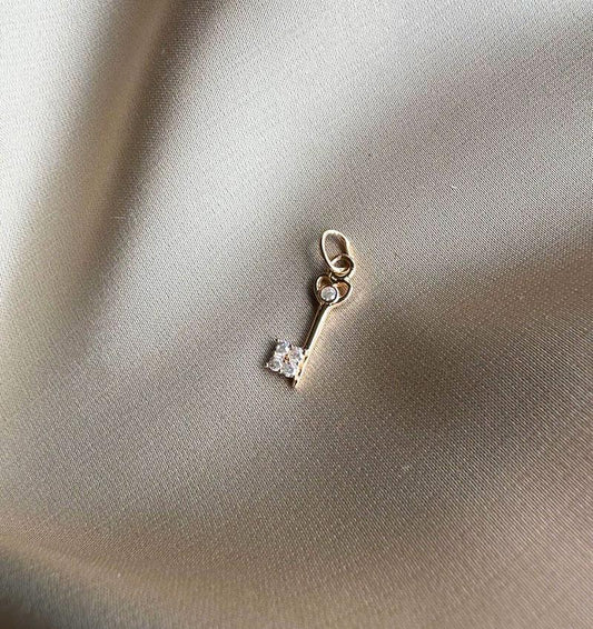 Подвеска из розового золота