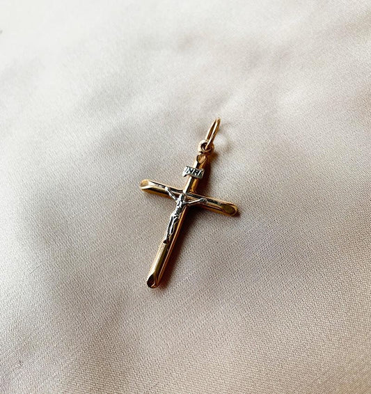 Крестик из розового золота